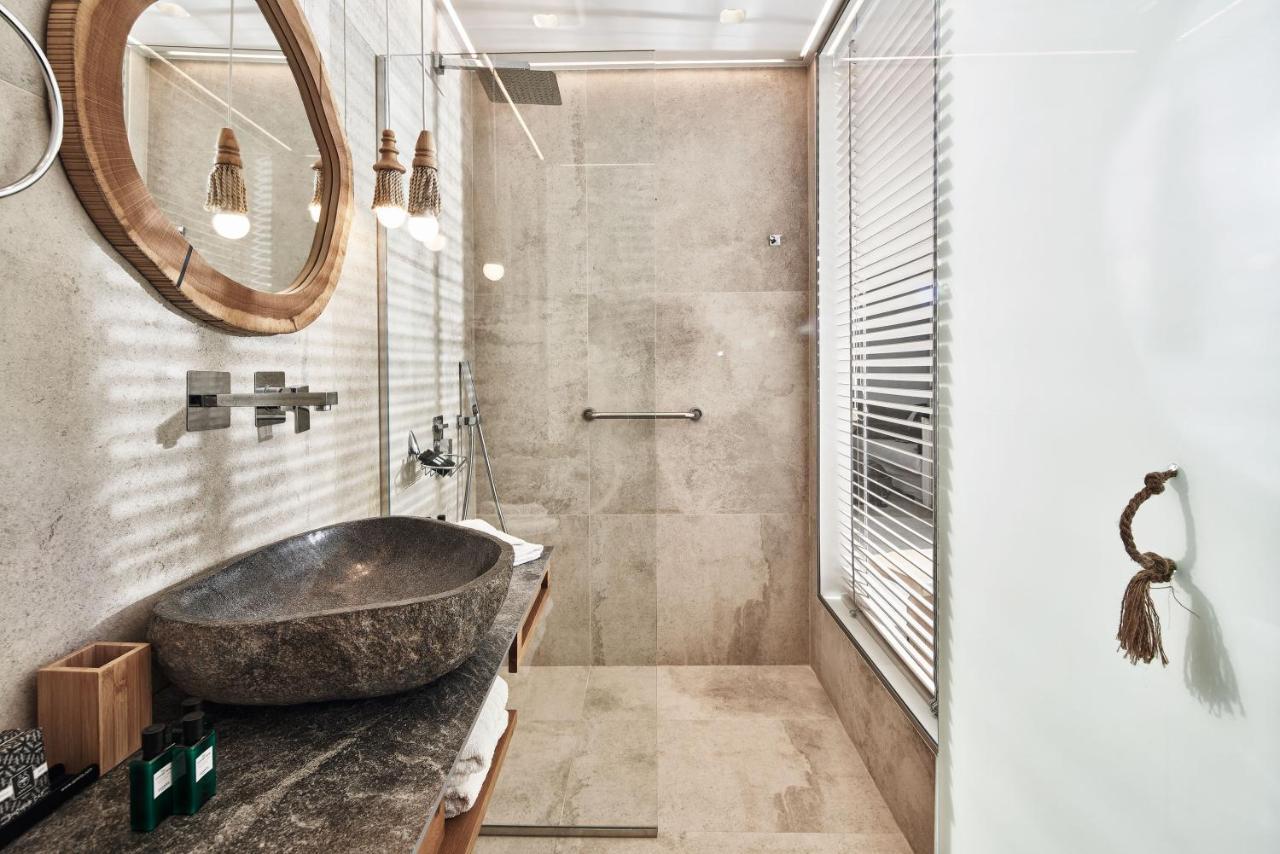 Volcano Luxury Suites Milos - Adults Only Paliochori ภายนอก รูปภาพ
