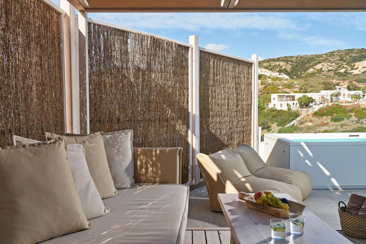 Volcano Luxury Suites Milos - Adults Only Paliochori ภายนอก รูปภาพ