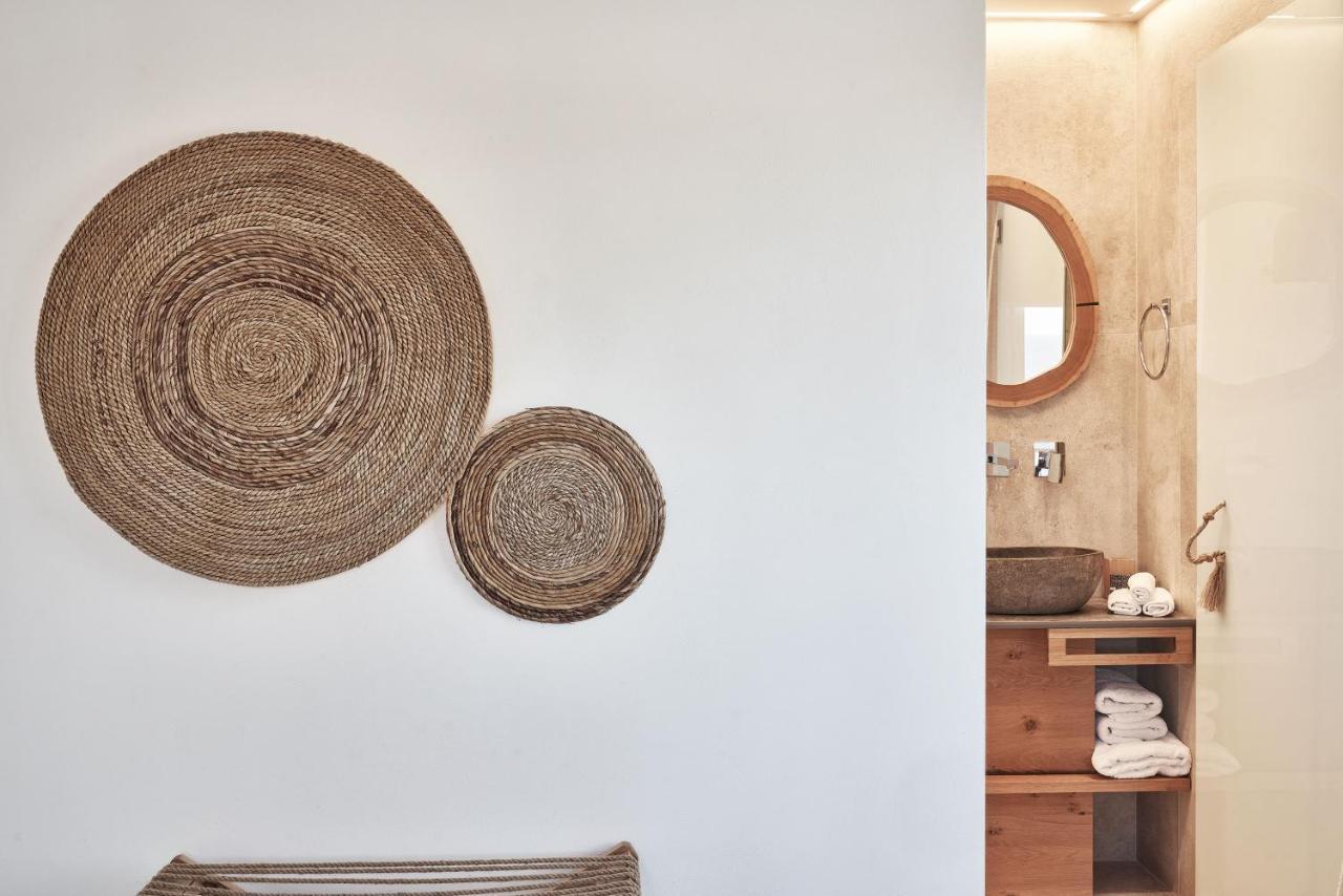 Volcano Luxury Suites Milos - Adults Only Paliochori ภายนอก รูปภาพ