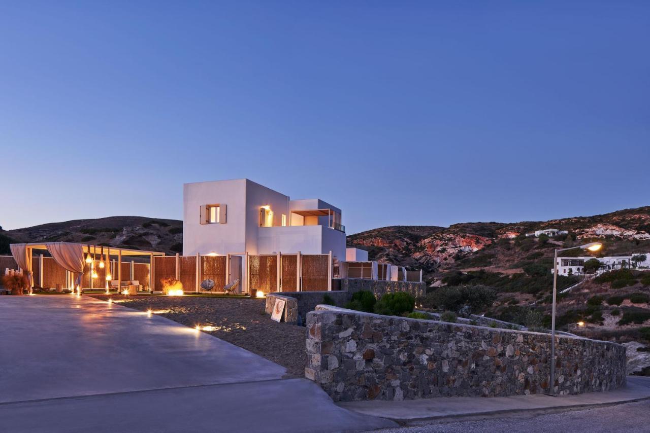 Volcano Luxury Suites Milos - Adults Only Paliochori ภายนอก รูปภาพ